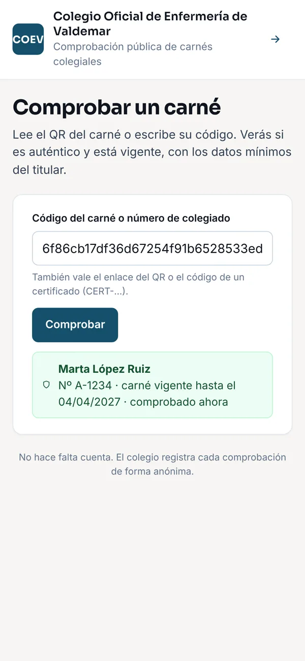 Página pública de comprobación: el carné consta como vigente